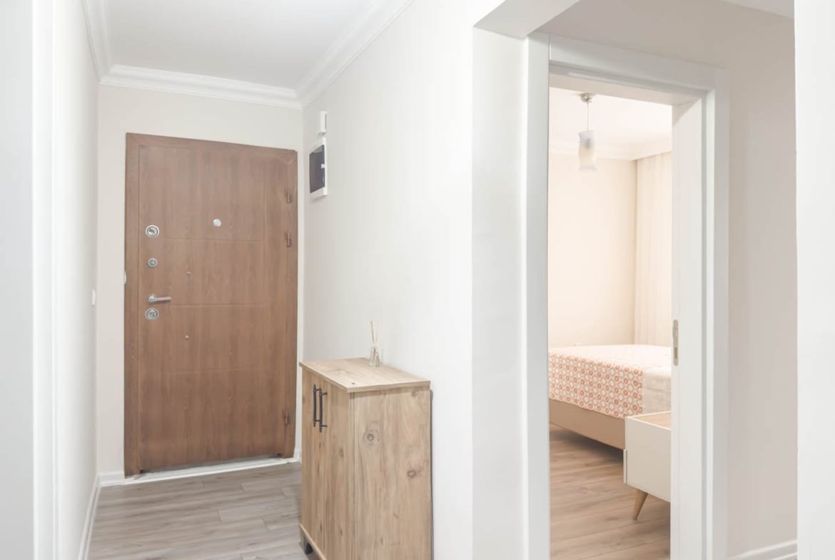 Marmaris Siteler’de Sahile Yürüme Mesafesinde Tadilatlı 2+1 Satılık Daire
