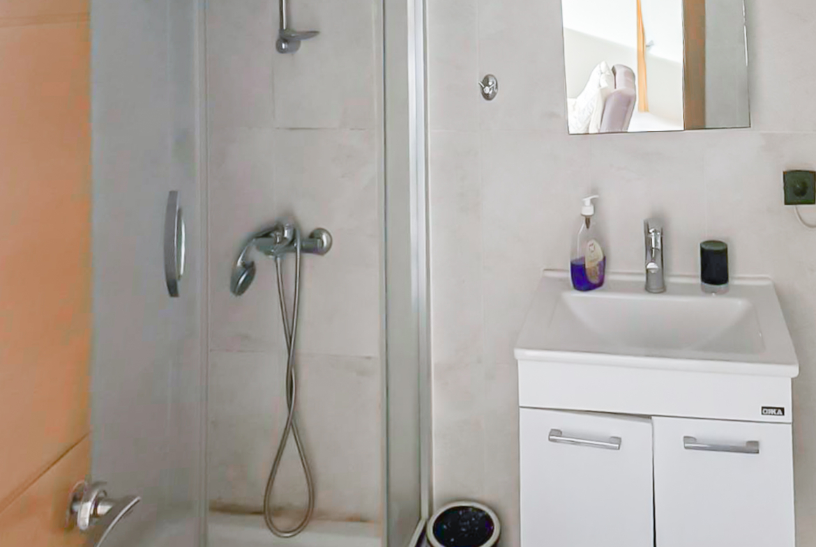 Marmaris Siteler Sahile Yakın Eşyalı Kiralık 1+1 Daire