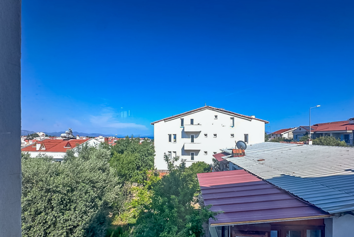 Datça Merkezde Deniz Manzaralı 2+1 Çatı Teraslı Dubleks