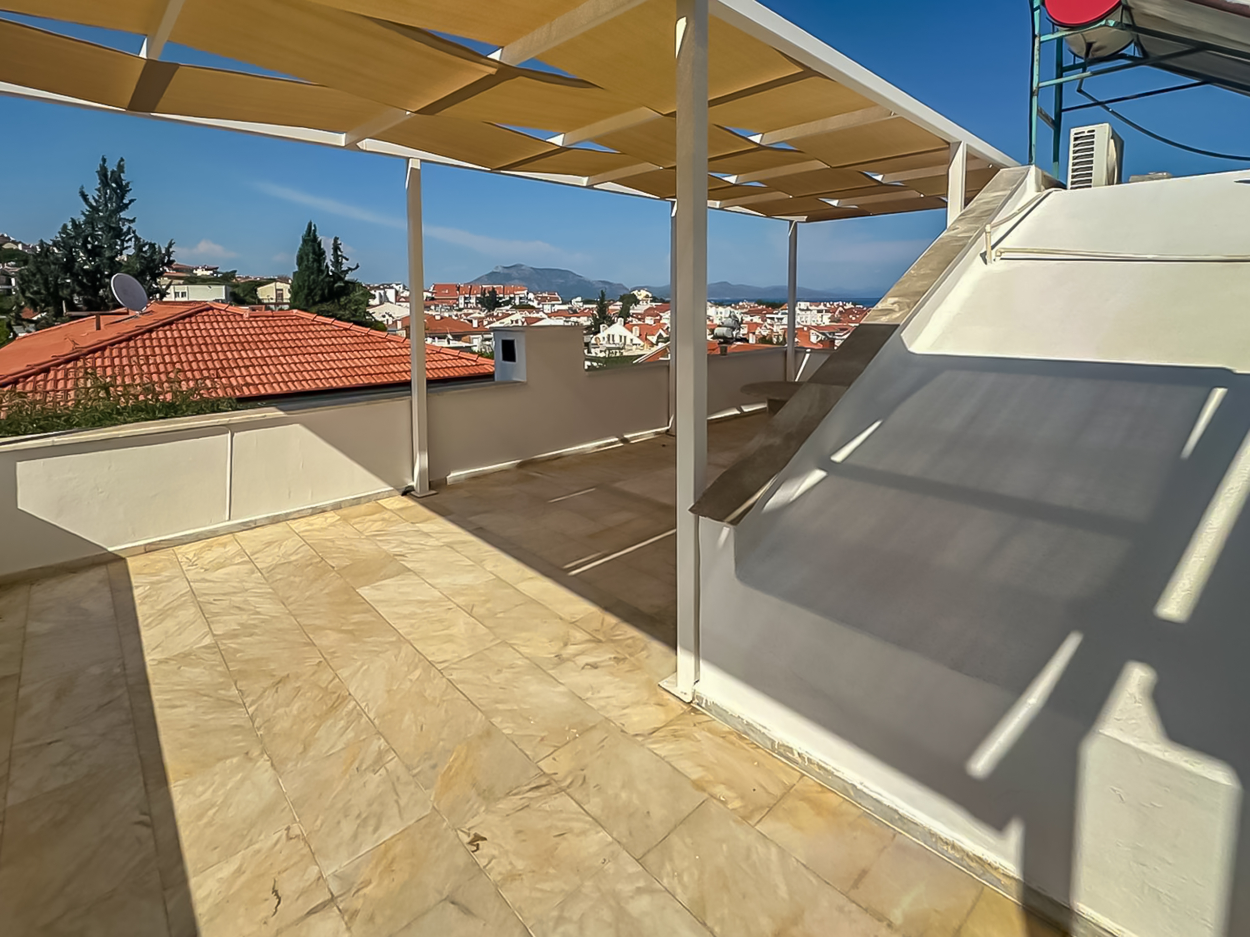 f5bd152e-3f0e-4dcf-ac80-2dd729f7267f-Edit Datça Merkezde Deniz Manzaralı 2+1 Çatı Teraslı Dubleks