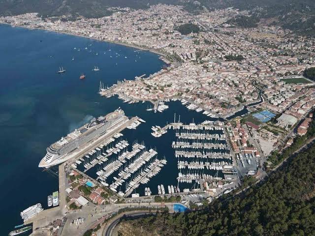 Marmaris'te ev alırken