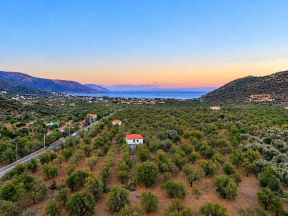 Datça Cumalı’da 3.527 m² Müstakil Parsel Satılık Tarım Arazisi