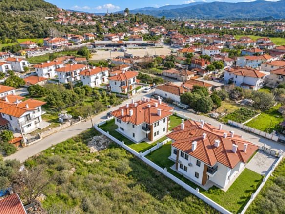 Gökova’da Bahçe Katı 1+1 Kiralık Daire | Akyaka’ya Yakın